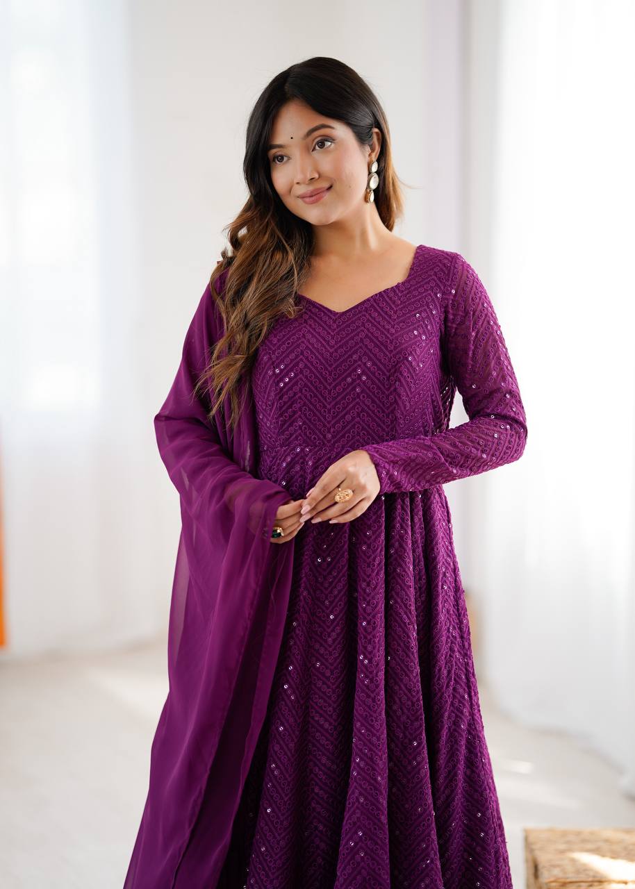 ✨ Elegant Lucknowi Anarkali Set ✨